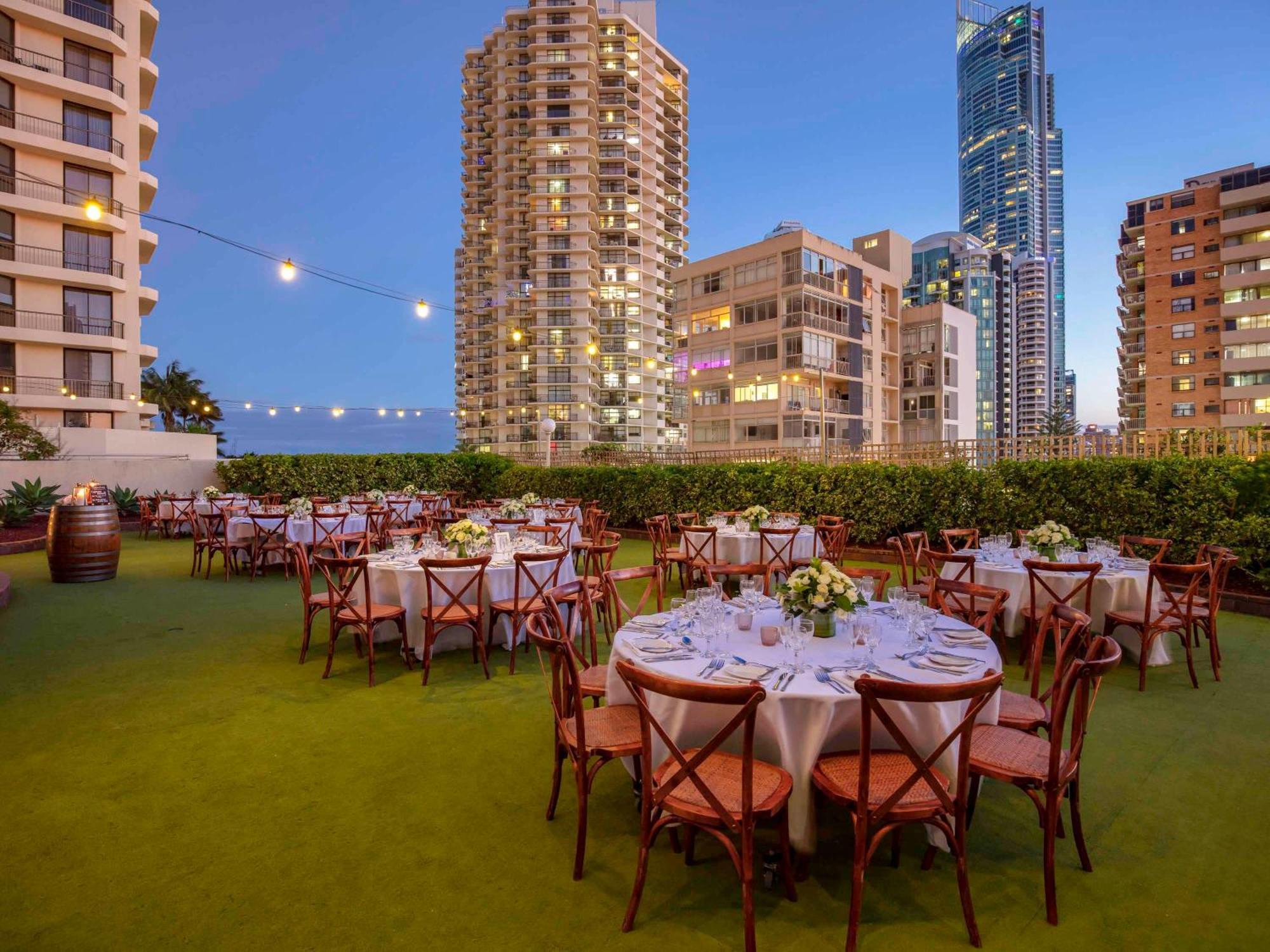 Novotel Surfers Paradise Guldkusten Exteriör bild