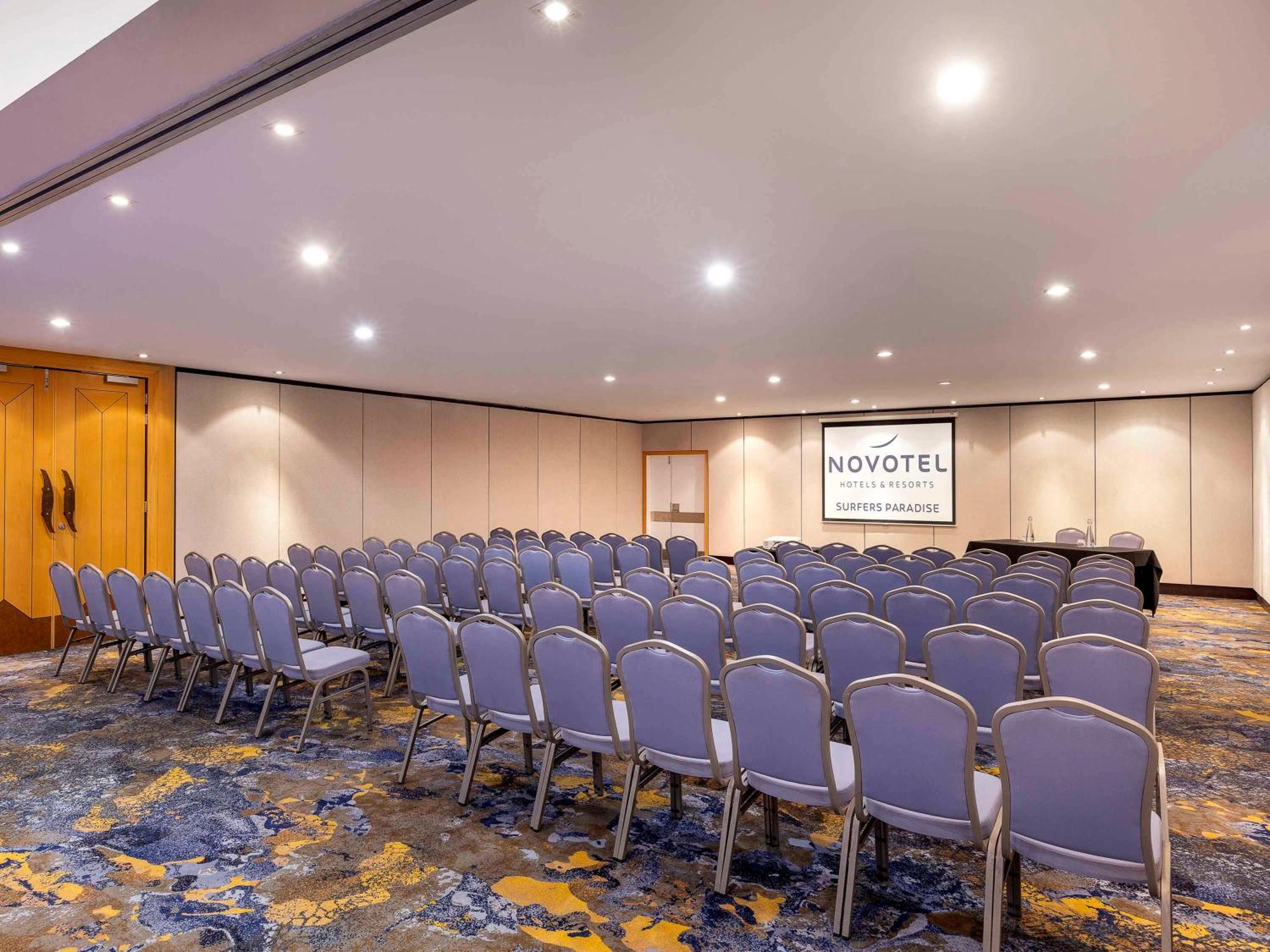 Novotel Surfers Paradise Guldkusten Exteriör bild